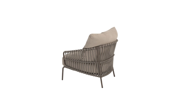 Capalbio living chair terre with 2 cushions zijkant links, 4 Seasons Outdoor, tuinmeubels.nl