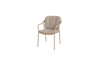 Manitoba stacking dining chair latte with 2 cushions voorkant, 4 Seasons Outdoor, tuinmeubels.nl