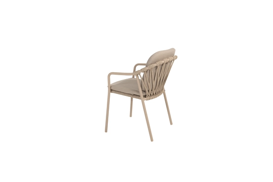 Manitoba stacking dining chair latte with 2 cushions zijkant links, 4 Seasons Outdoor, tuinmeubels.nl